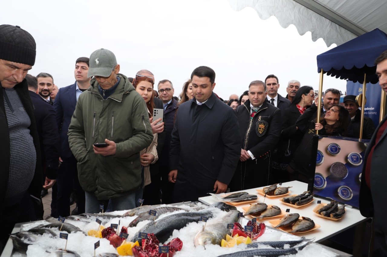 Balıq ətri, kulinariya şousu və su macərası: Neftçala Festivalı böyük marağa səbəb oldu